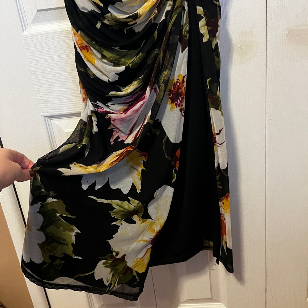 Abercrombie & Fitch formal dress - Picture 2 of 13